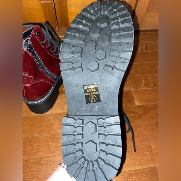 Maroon Boots - Picture 5 of 6